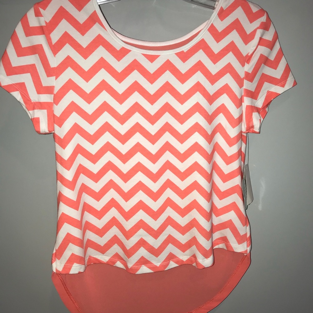 -Teen Coral Chevron Top-